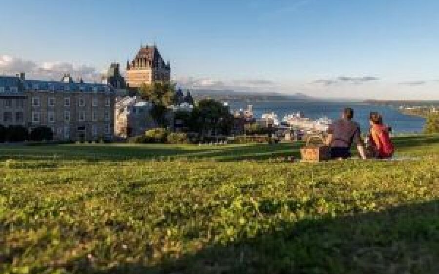 Morte de casal brasileiro em caso suspeito de feminicídio choca região do Canadá