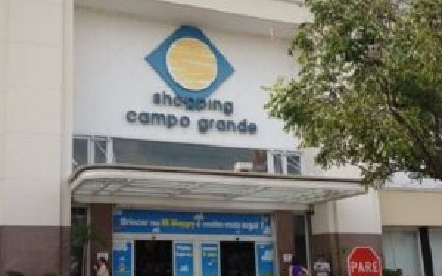 Homem que deixou o vaso cheio de fezes no shopping é afastado do serviço