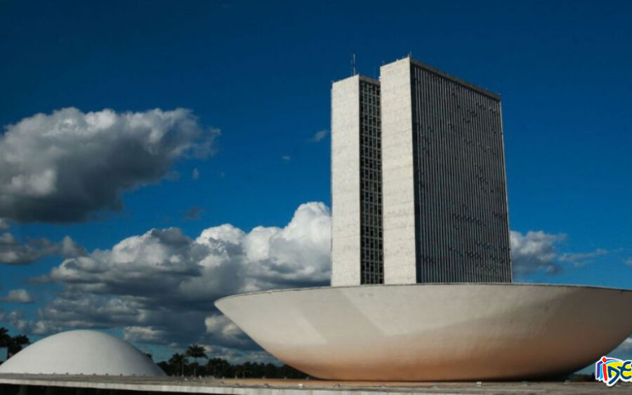 Concursos: Senado lança edital; salários chegam a R$ 33,3 mil