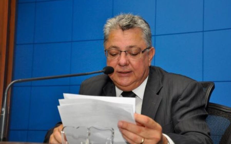 É Lei: Resgate do valor da bandeira de Mato Grosso do Sul, de Evander, é sancionada