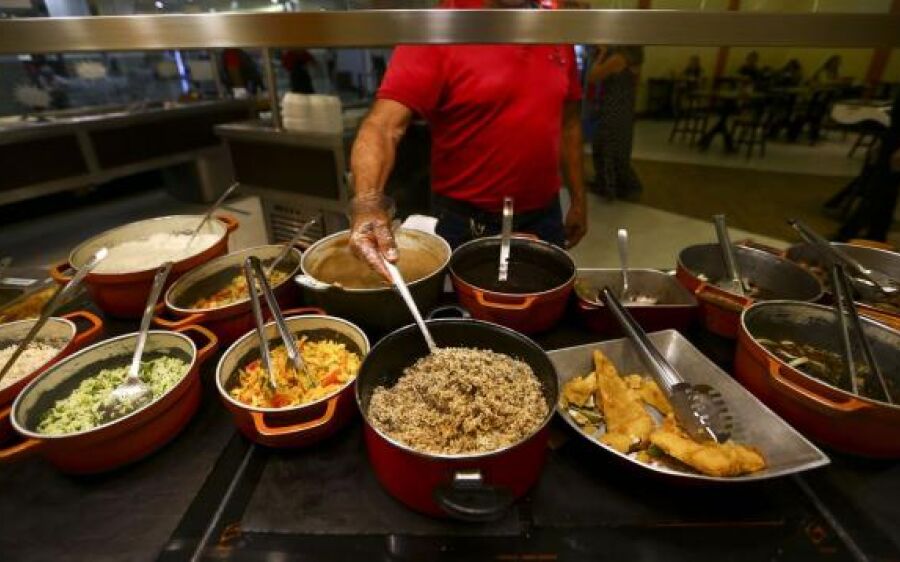Nova lei altera regras sobre  auxílio-alimentação e teletrabalho