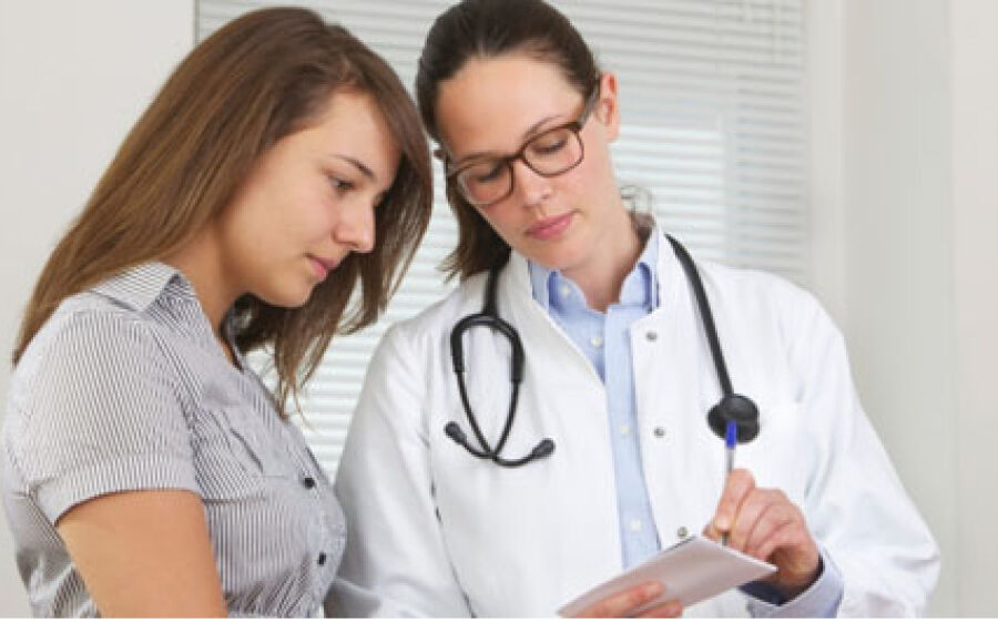Frequência de meninas ao médico é 18 vezes maior que a dos meninos 