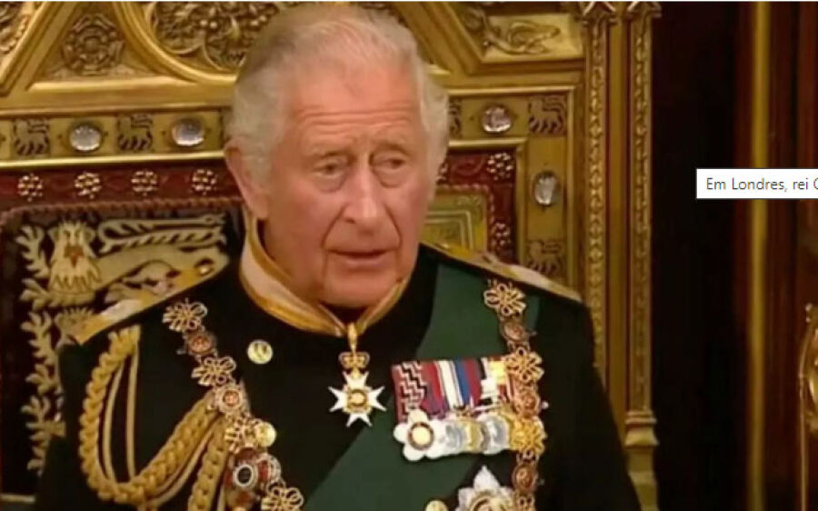 Em Londres, rei Charles III se reúne com premiê e fará pronunciamento à nação