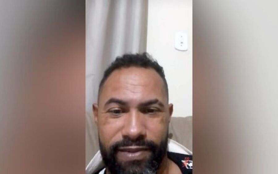 Goleiro Bruno diz que não fugiu com dinheiro de pensão e ameaça processar imprensa