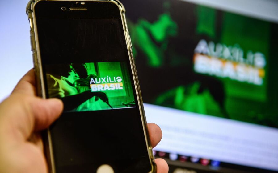 Beneficiários com NIS de final 7 receberam o Auxílio Brasil