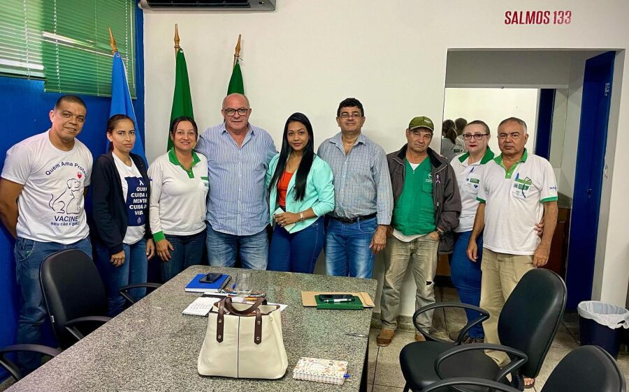 Prefeito Réus reúne servidores temporarios de endemias  para debater trabalho preventivo da Dengue