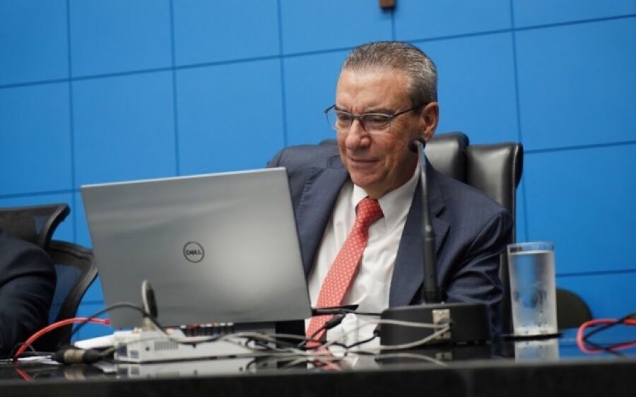 Segundo turno faz Assembleia Legislativa ajustar calendário para outubro