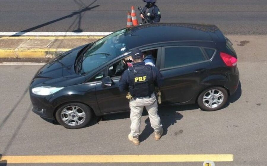Operação da PRF irá fiscalizar rodovias federais até o fim do feriado