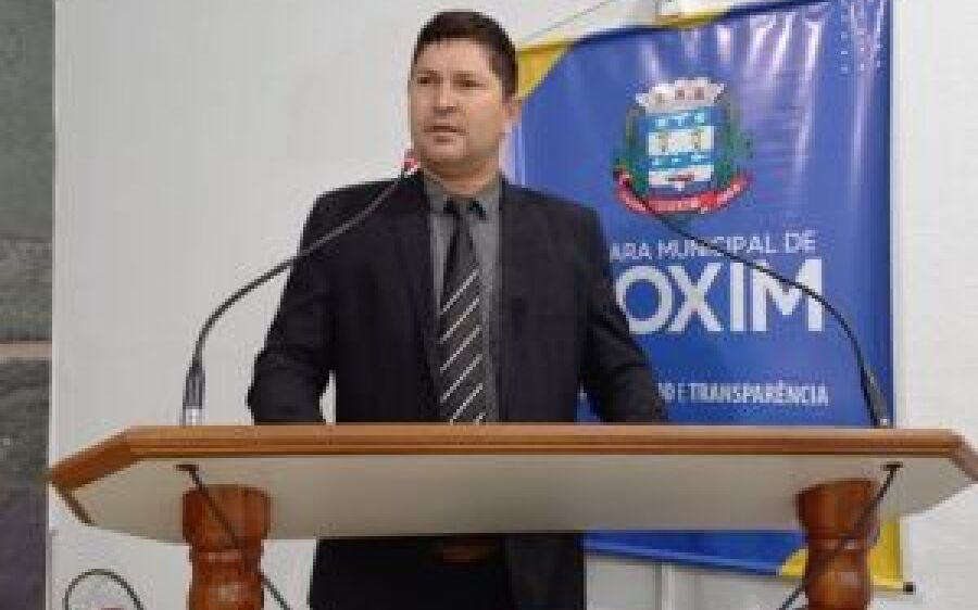Vereador Flávio Duarte solicita contratação de médicos e melhorias nas ruas de Coxim   