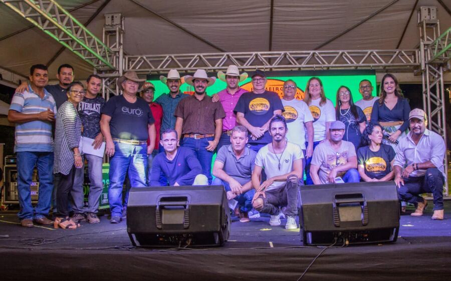Foi realizado com sucesso o primeiro Festival da Canção Regional Cerrado Pantanal, em Rio verde 