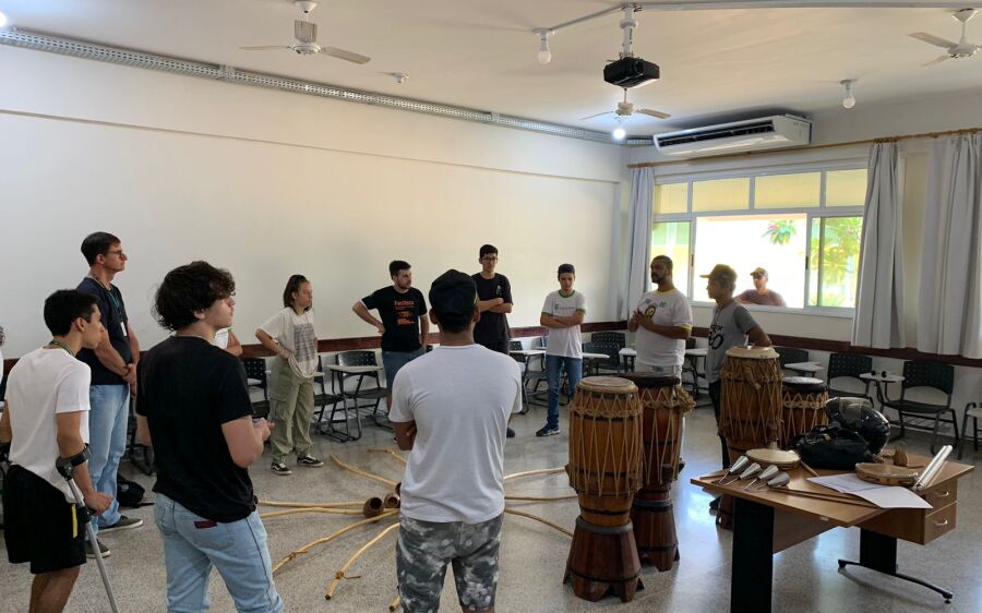 IFMS de Coxim recebe Oficina de Musicalidade da Capoeira 