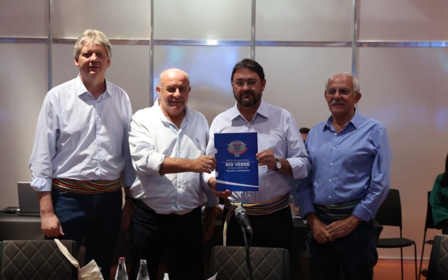 Prefeito Réus Fornari e Vereadores, participa de reunião com diretoria do Sebrae/MS e  garantem inve