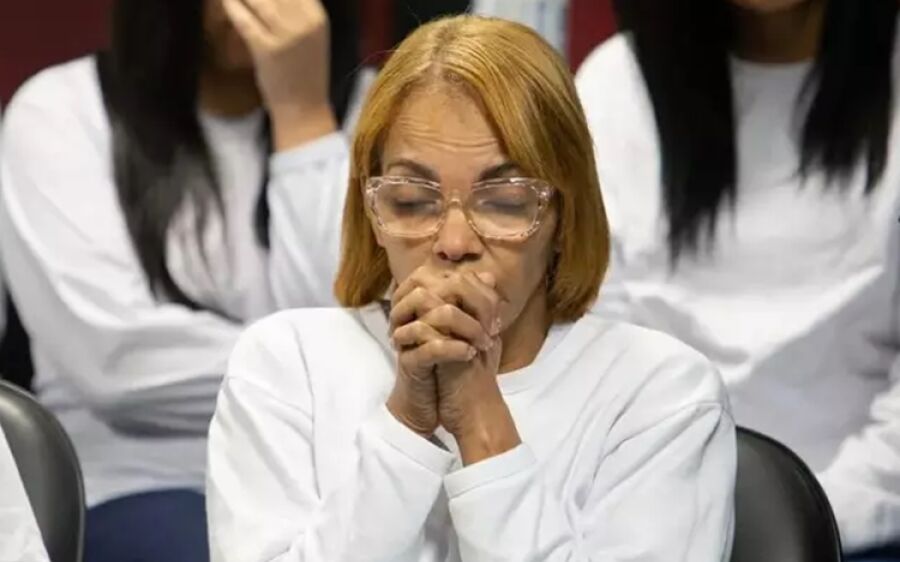 Flordelis é condenada a 50 anos de prisão pelo homicídio do marido