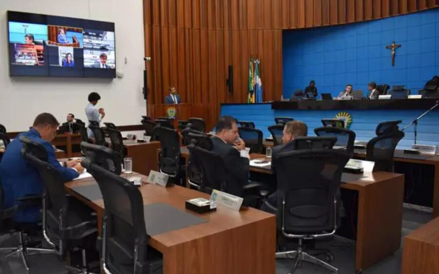 Deputados aprovam projeto para regulamentar transporte rodoviário em MS