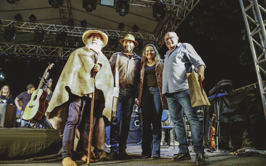 Vereadores da Câmara de Rio Verde prestigiaram o 9° dia do Festival da cultura pantaneira 