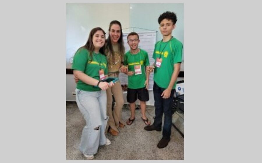 Projeto Castanha de Baru:  da EE Viriato Bandeira, é premiado em 1lugar na FECITECX
