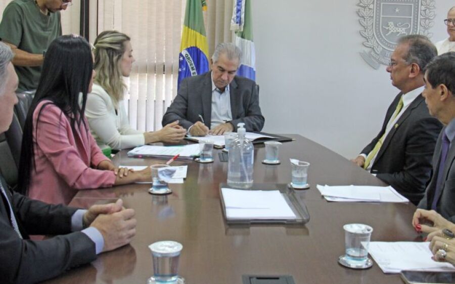 Governador sanciona lei das Alternativas Penais para ampliar ressocialização de presos em MS