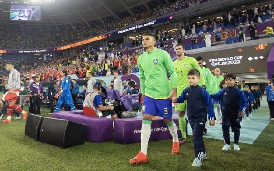 Servidores serão liberados mais cedo para ver Brasil e Camarões na Copa do Mundo