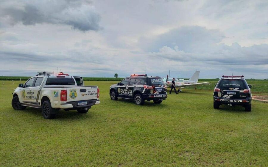Piloto que ia levar 300 quilos de cocaína fica em silêncio no interrogatório