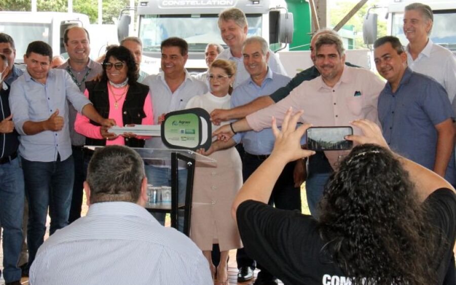 Governo conclui entrega de 4 mil equipamentos para a agricultura familiar
