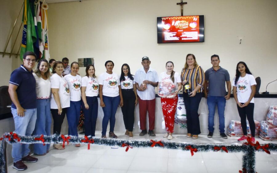 Com o projeto Natal Luz 2022, CAPS entrega 50 cestas de natal a pacientes da saúde mental