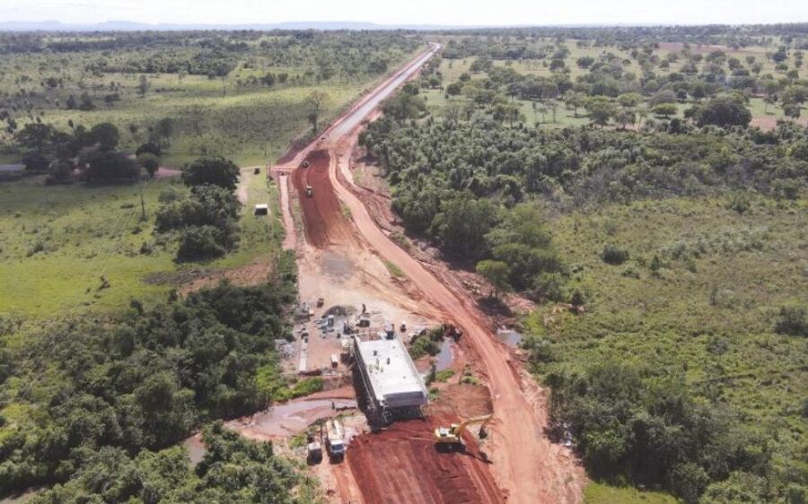 Em pavimentação, Estrada do 21 tem onze pontes de concreto concluídas em Bonito