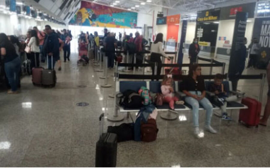 Aeroporto de Campo Grande registra atraso em voo nesta segunda