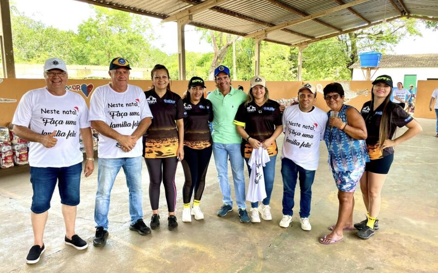 Prefeito Réus participa de Ação de Natal no Parque de Exposições