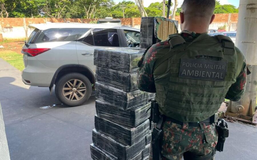 PMA persegue traficante e apreende veículo furtado com 1.000 quilos de maconha
