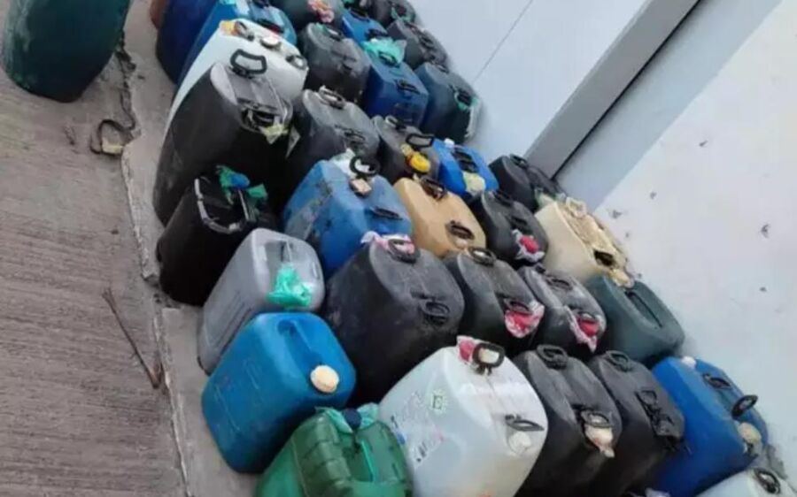 Dupla é presa comprando 480 litros de óleo diesel contrabandeado da Bolívia