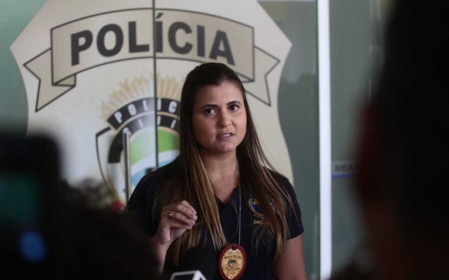 Cenário perturbador, descreve delegada sobre mulher morta a facadas na Capital