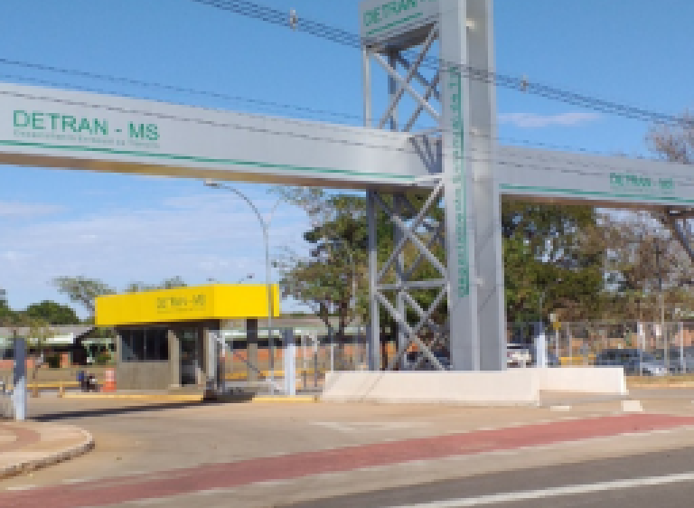 Detran-MS divulga calendário anual de licenciamento para 2023