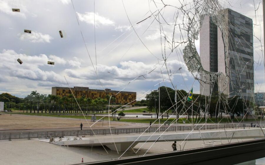 Câmara aprova intervenção federal na segurança pública do DF