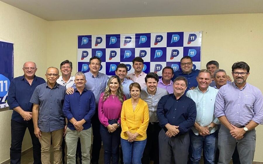 Prefeito Réus Fornari reúne com a Senadora Eleita Tereza Cristina e solicita recursos para Rio Verde