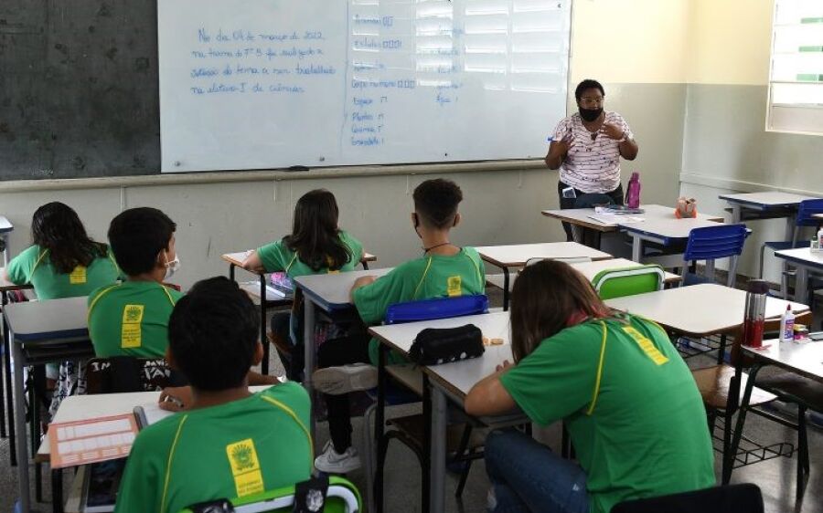 MS faz reajuste de quase 15% no  valor do piso salarial dos professores