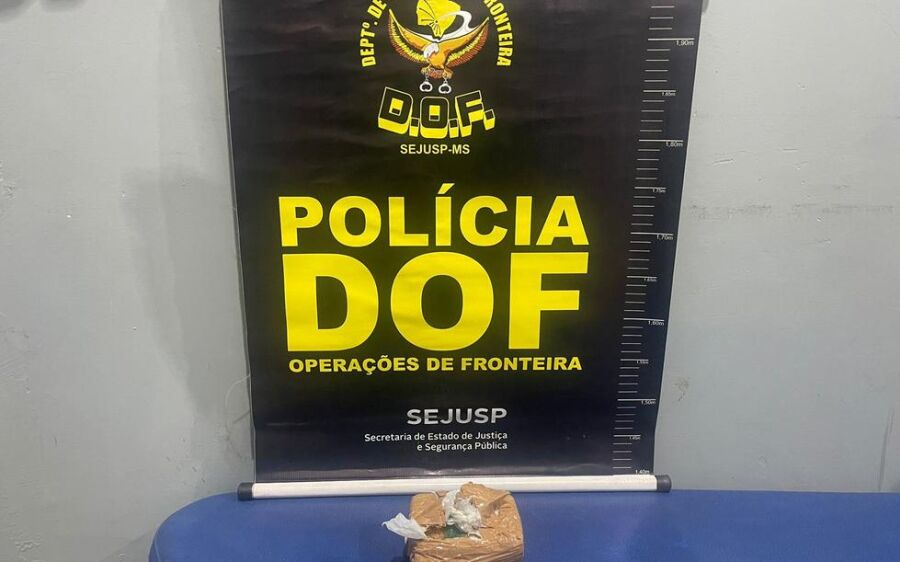 Mulher é presa pelo DOF com pasta base de cocaína em veículo de aplicativo na BR-262