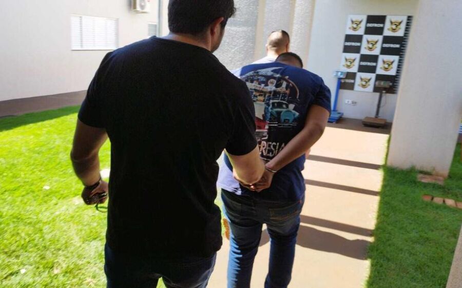S10 carregada chama atenção e polícia encontra quase 800 quilos de maconha