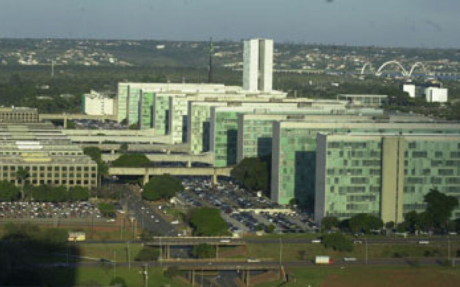 Governo adapta orçamento de 2023 à nova estrutura ministerial