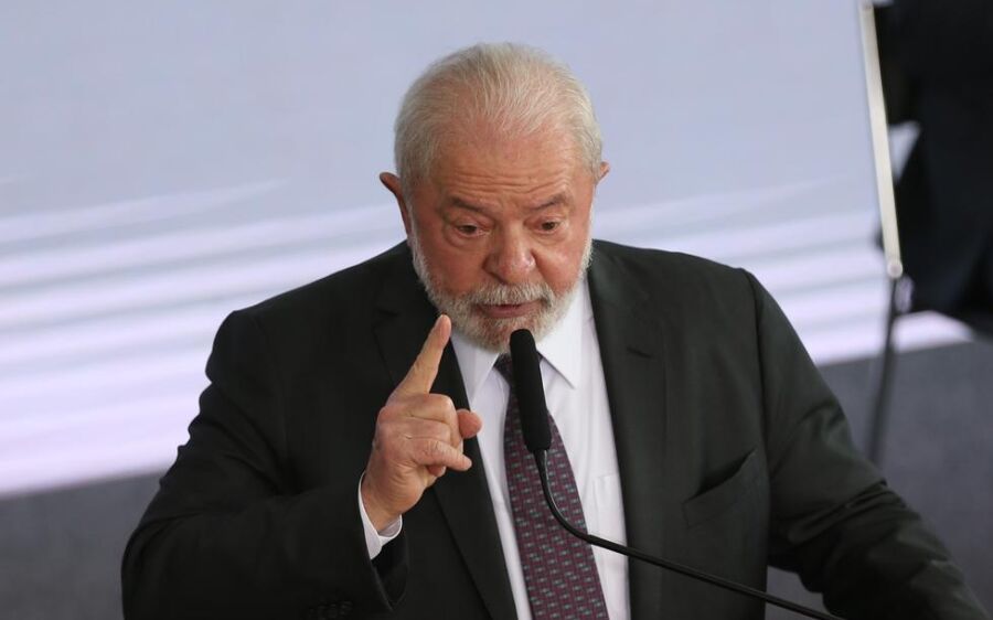 Presidente lamenta resultado do PIB e cobra investimentos de empresas