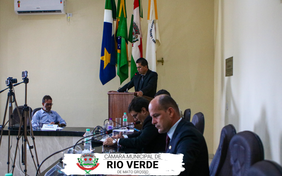 Câmara de Rio Verde realiza sessão  ordinária e entrega Moção de Congratulação
