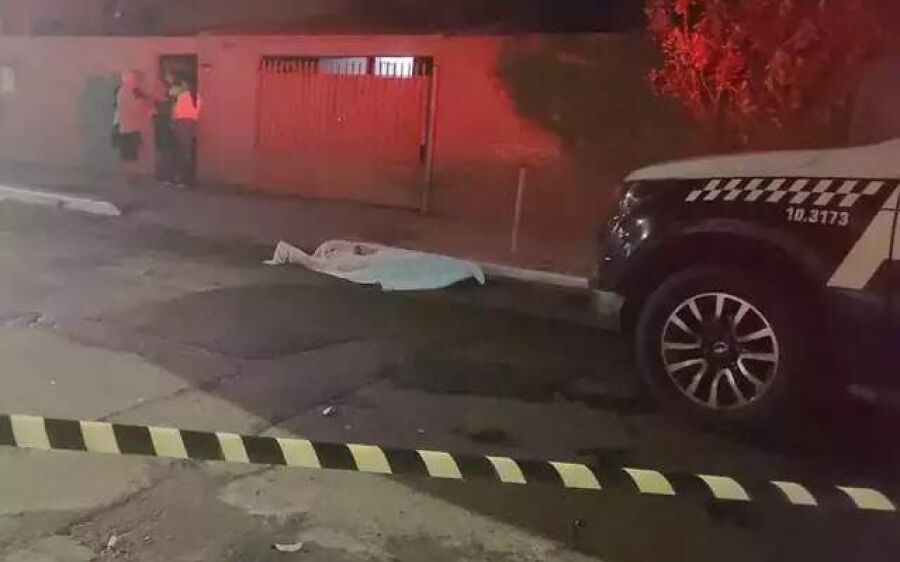 Pai de assassino presenciou morte após cobrança de dívida de R$ 100