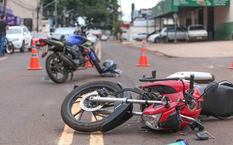 Homem morre após colisão entre motos em Campo Grande
