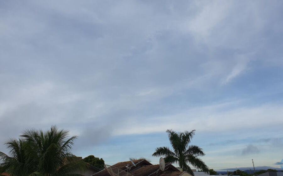 Quinta-feira em Coxim tem céu parcialmente nublado e mínima de 22°C