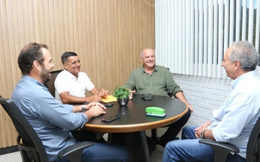 Prefeito e gerente municipal do Detran garantem na capital, obras de sinalização e reforma do prédio