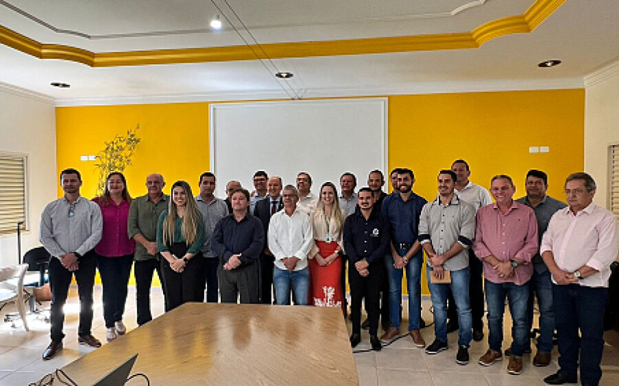 Comitiva busca parcerias na Saúde, se reúne com ANTT e participa de evento sobre ações do Prosolo