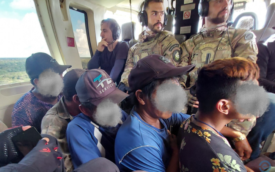 Com helicóptero, trabalhadores são resgatados em condições análogas à escravidão no Pantanal