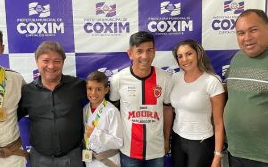 Prefeito Edilson Magro recebe atletas  do Projeto Federação de Judô de MS