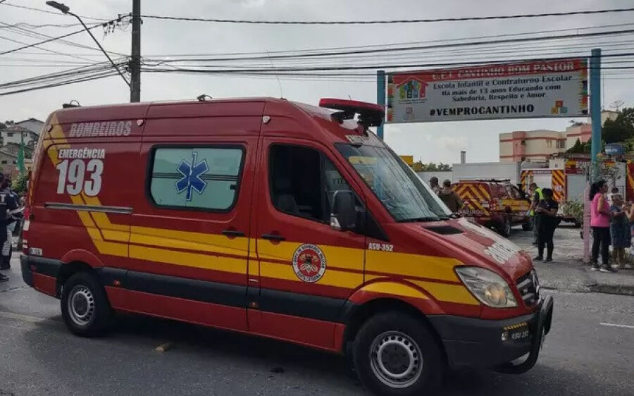 Creche é alvo de ataque e ao menos 4 crianças são mortas em SC