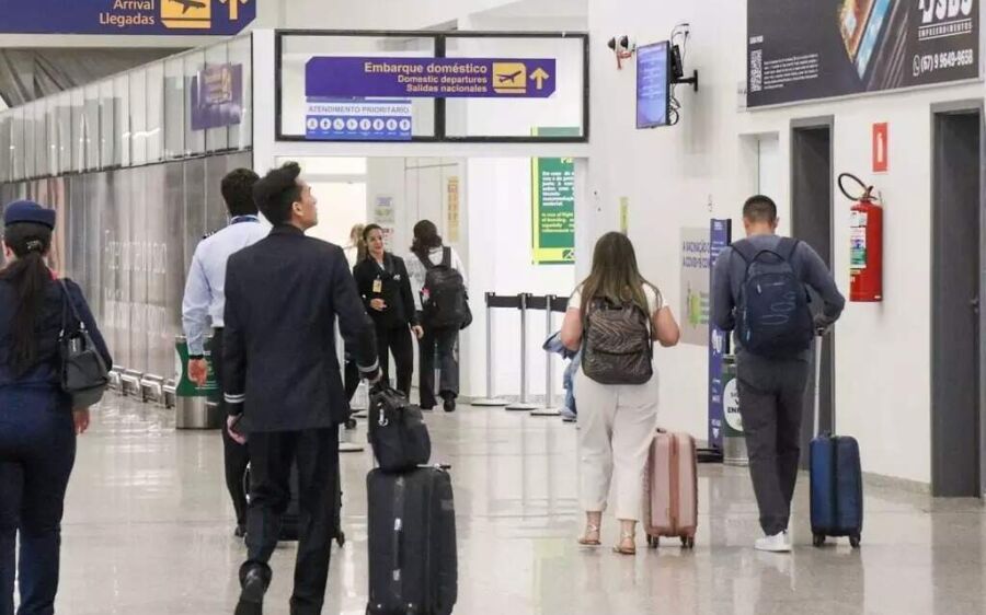 Aeroporto da Capital deve receber 21 mil passageiros durante o feriadão