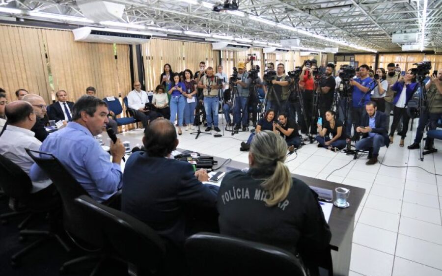 Governo terá reforço na ronda policial, ampliação do monitoramento e botão de pânico nas escolas